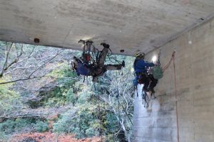 事業内容－橋梁関連業務コア採取