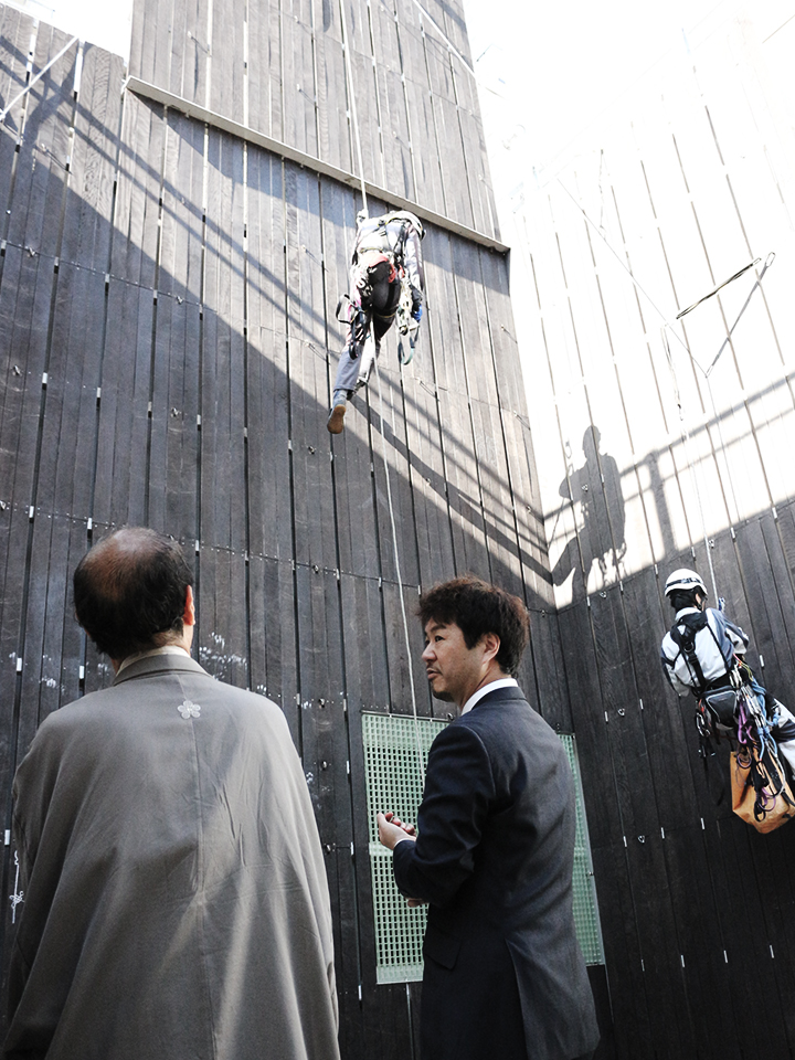 訓練風景を見学する市長